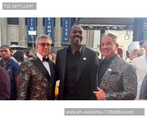 乔恩琼斯与康纳精彩对决视频回顾分析及战术解读